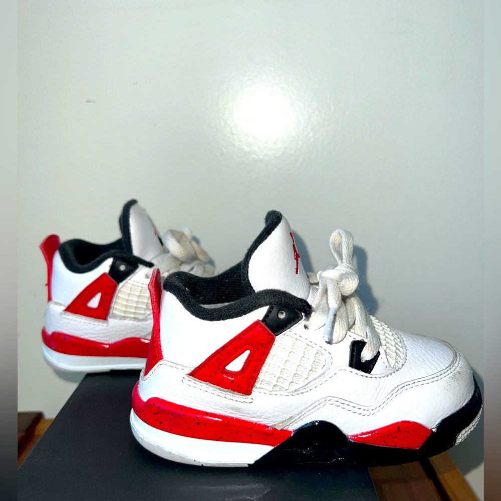 Jordan Retro - Picture 2 of 5